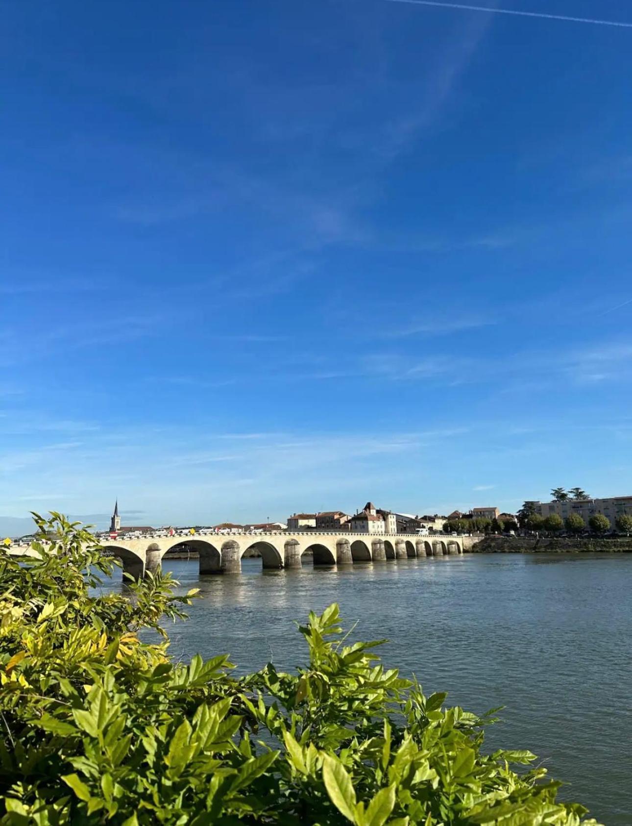 Les Rives De Saone - Balneotherapie Macon Exterior photo